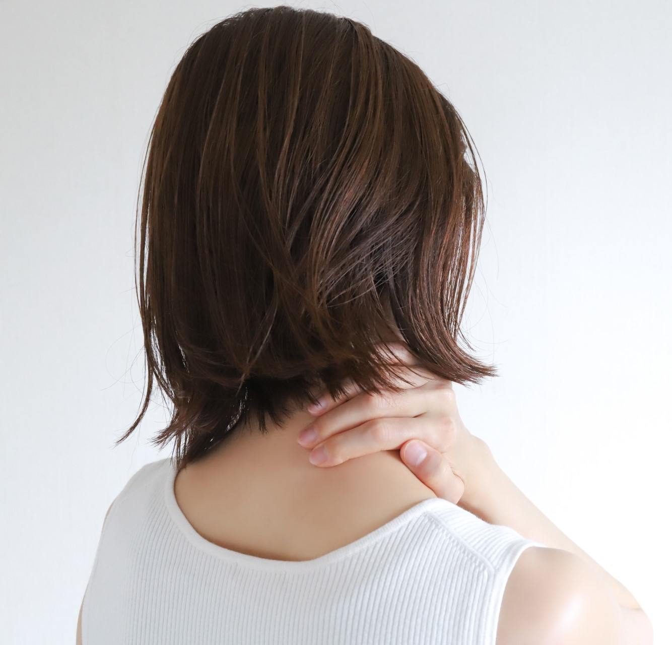 ④ こんな不安（頚椎ヘルニア）イメージ